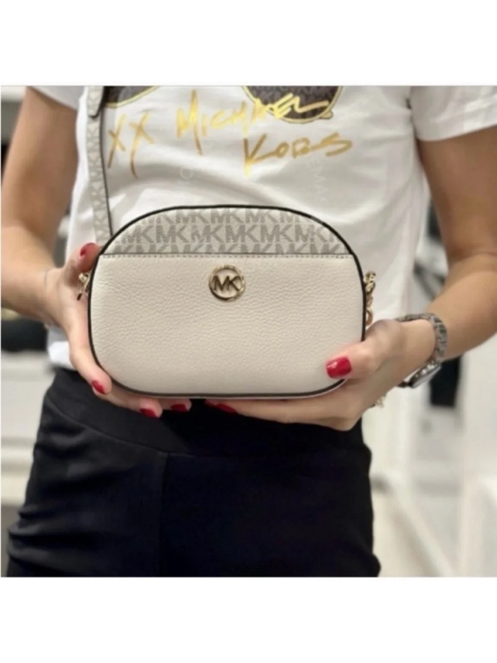 🆕 - Michael Kors-Jet Set Glam Front Pocket Crossbody Leather Bag.